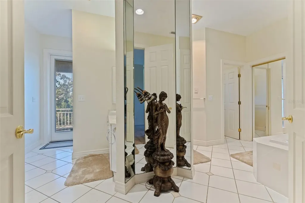 2000 Bayview Drive Tierra Verde FL 33715