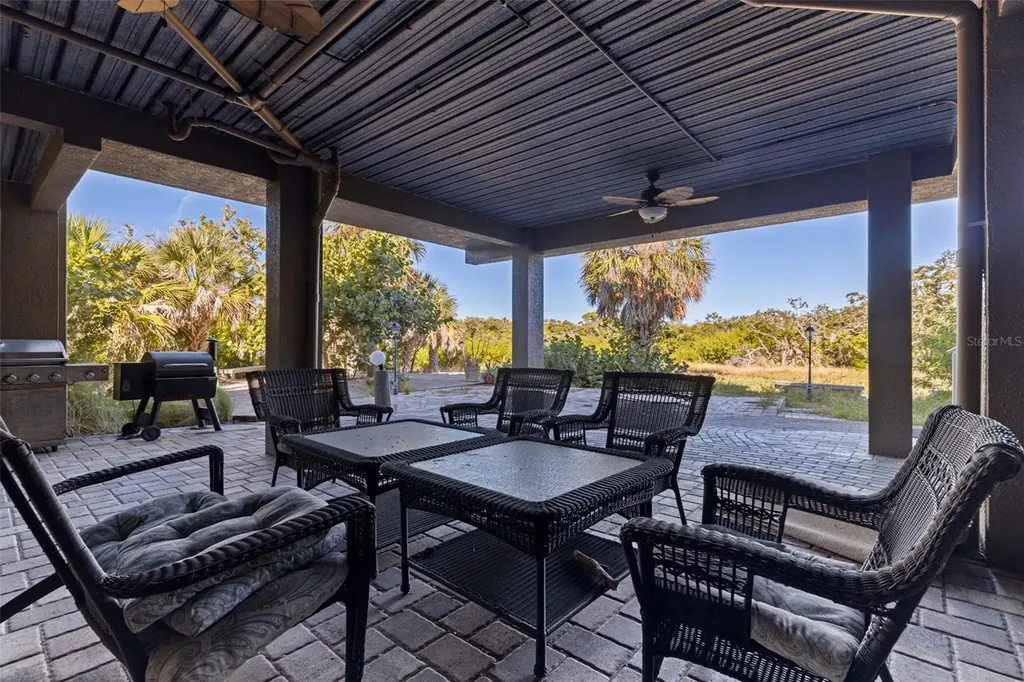 2000 Bayview Drive Tierra Verde FL 33715