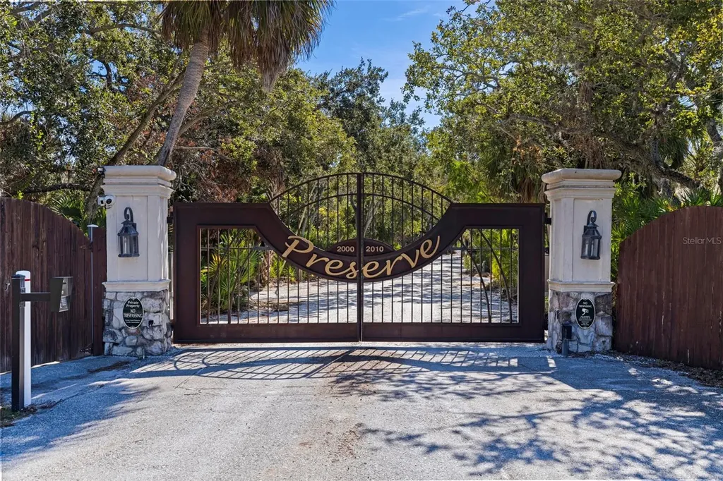 2000 Bayview Drive Tierra Verde FL 33715