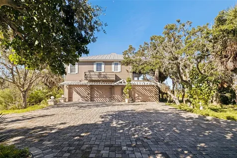 2000 Bayview Drive Tierra Verde FL 33715