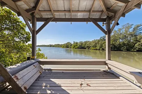 2000 Bayview Drive Tierra Verde FL 33715