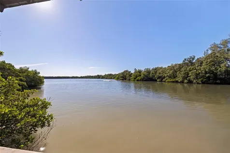 2000 Bayview Drive Tierra Verde FL 33715