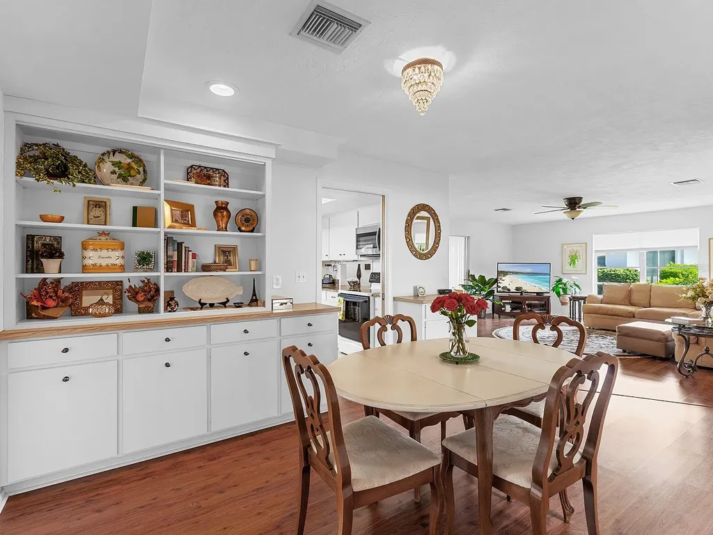 3761 Somerville Drive Sarasota FL 34232