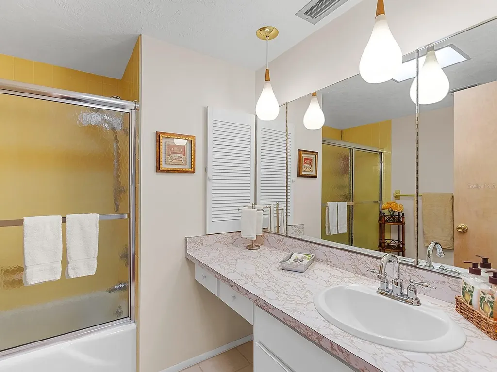 3761 Somerville Drive Sarasota FL 34232