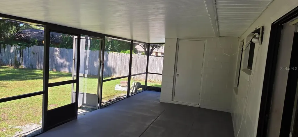 9910 Burl Way Orlando FL 32817