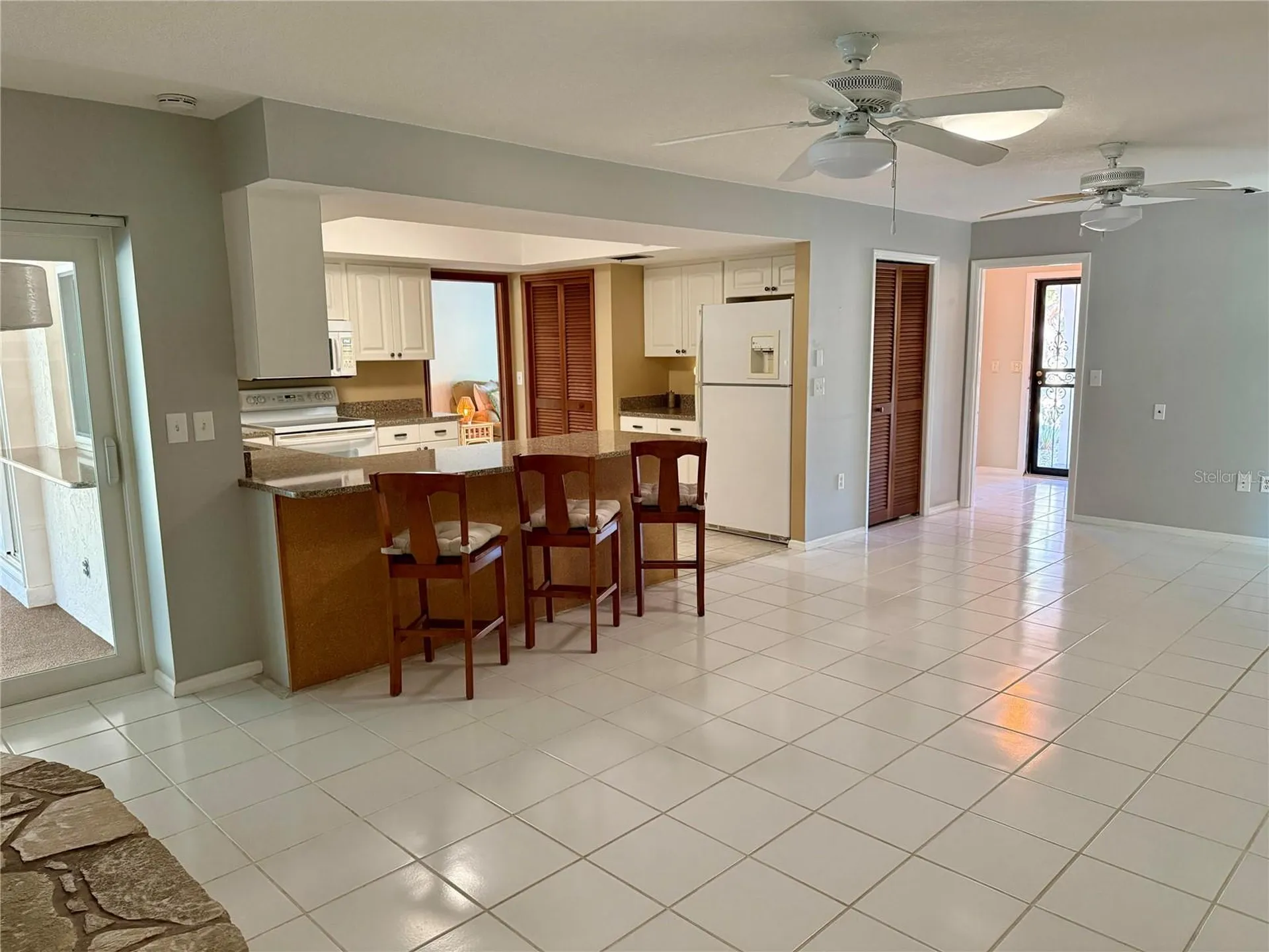 3652 Oak Grove Drive Sarasota FL 34243