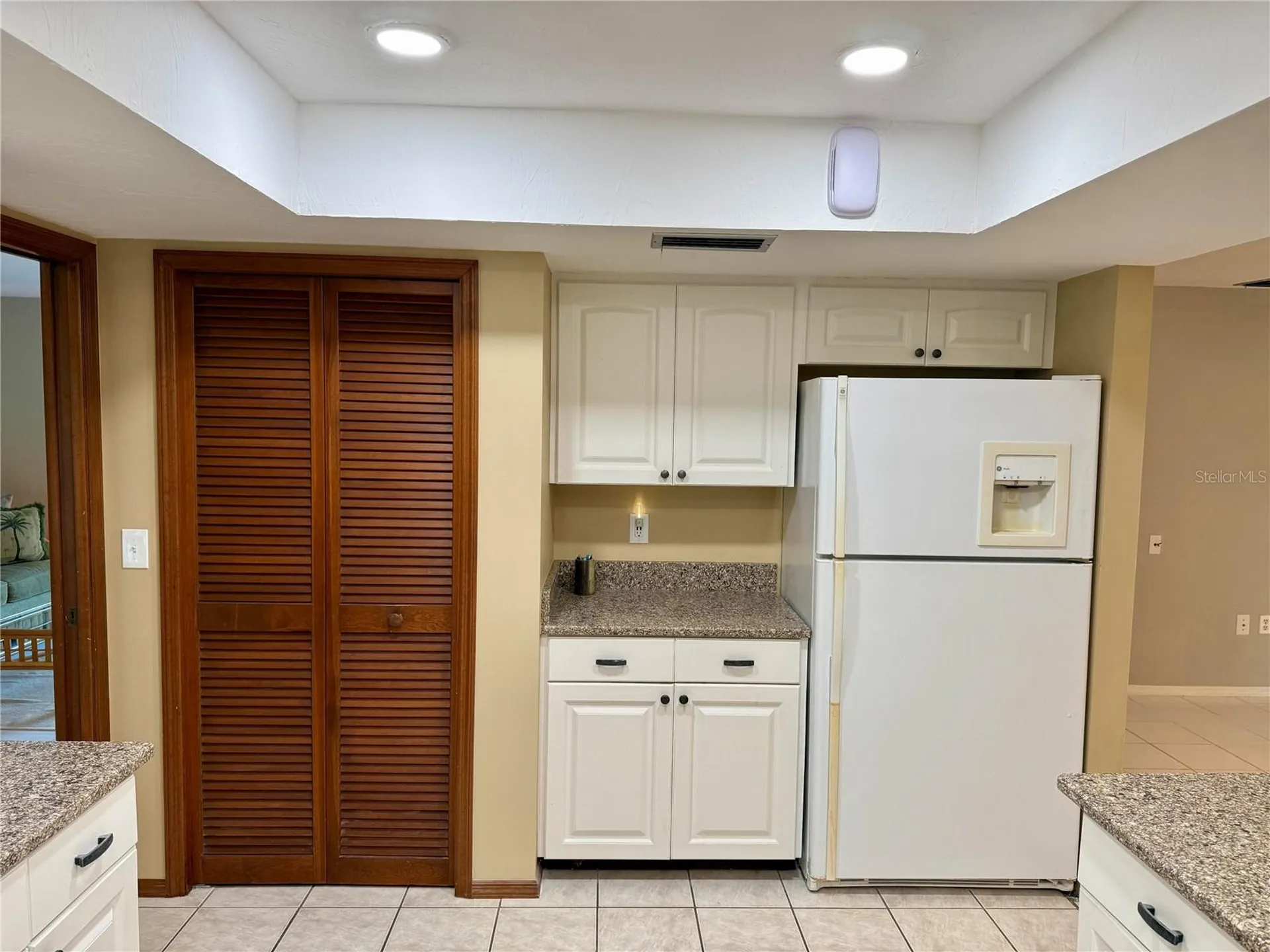 3652 Oak Grove Drive Sarasota FL 34243