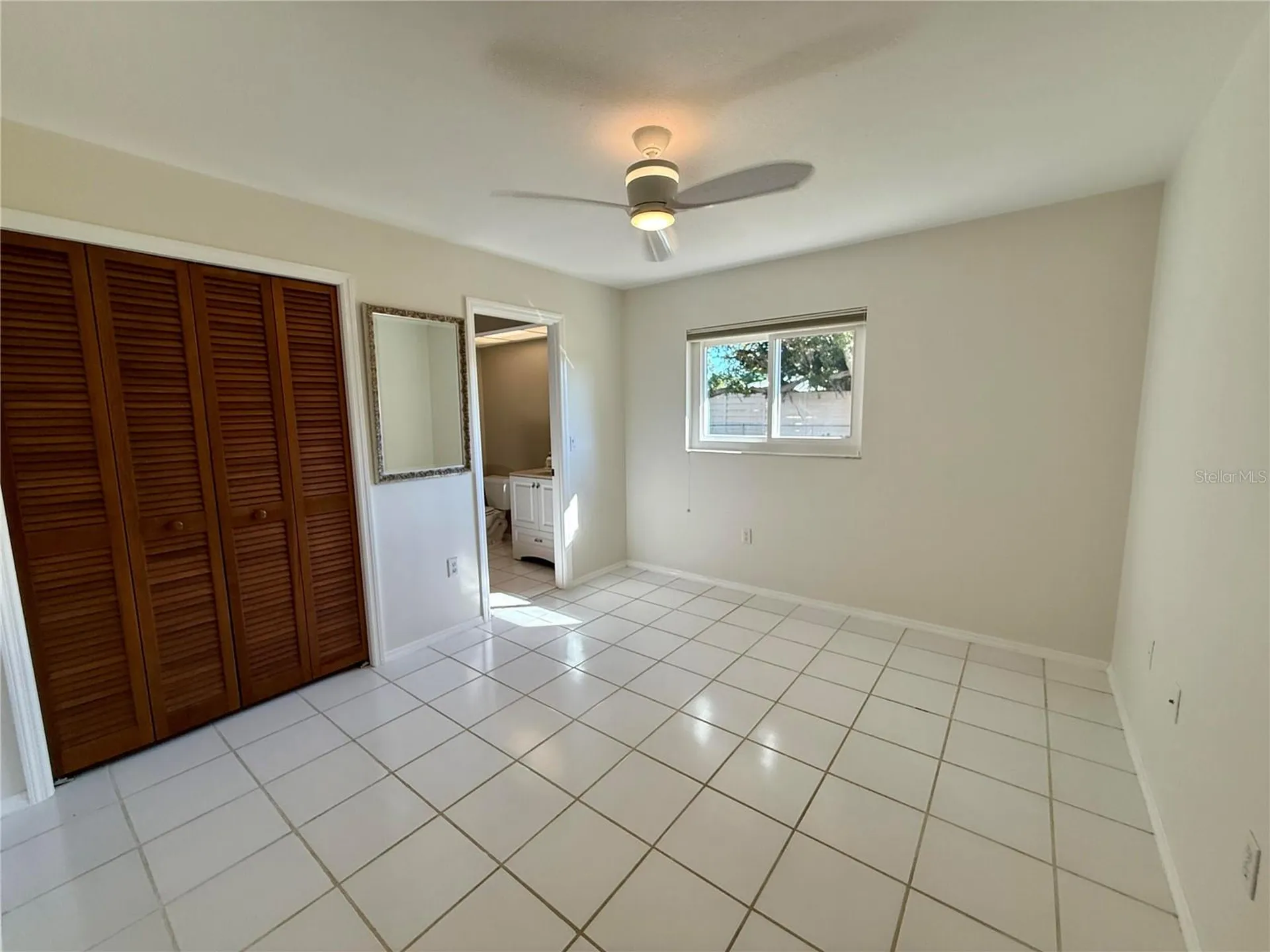 3652 Oak Grove Drive Sarasota FL 34243