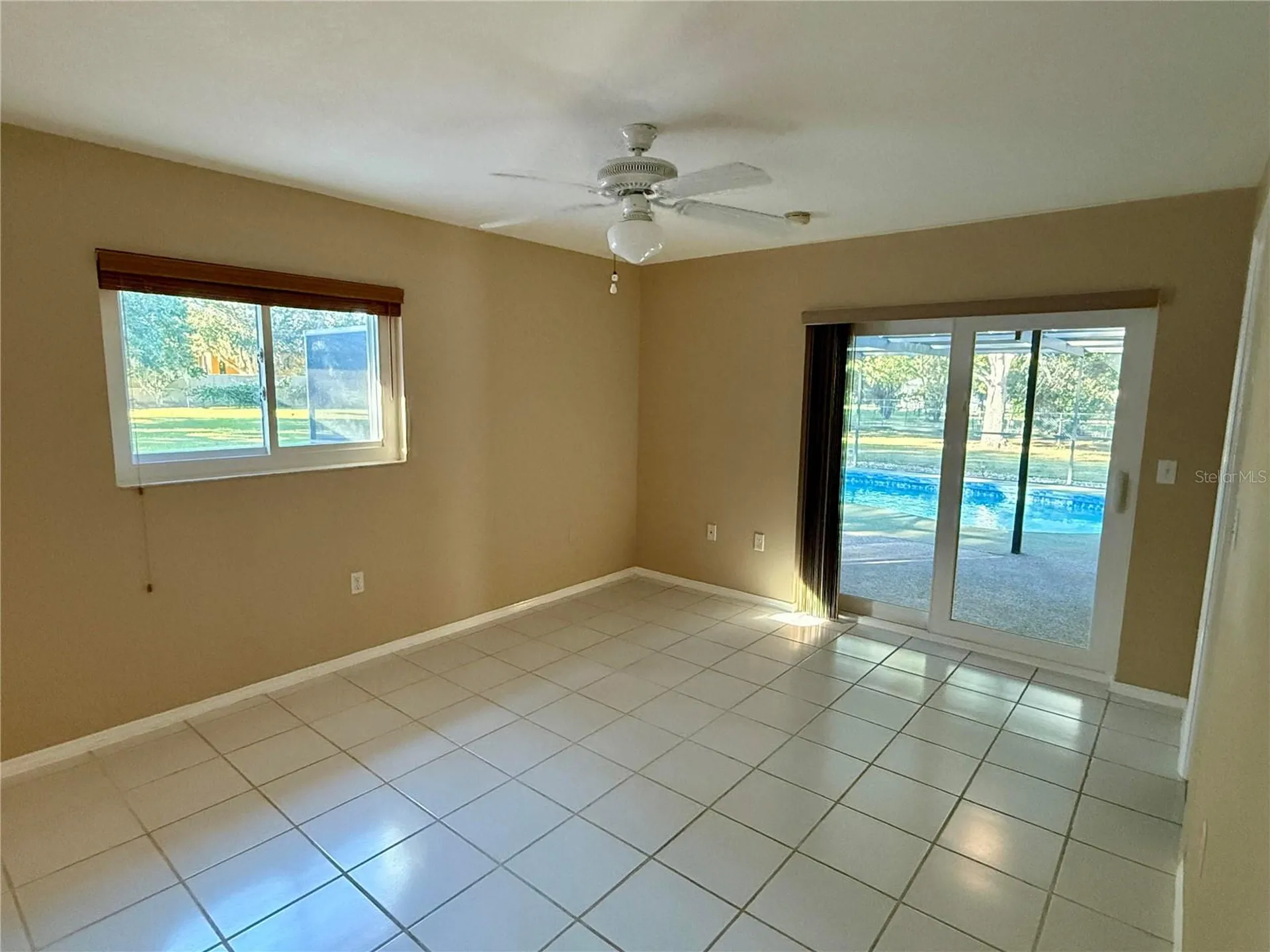 3652 Oak Grove Drive Sarasota FL 34243
