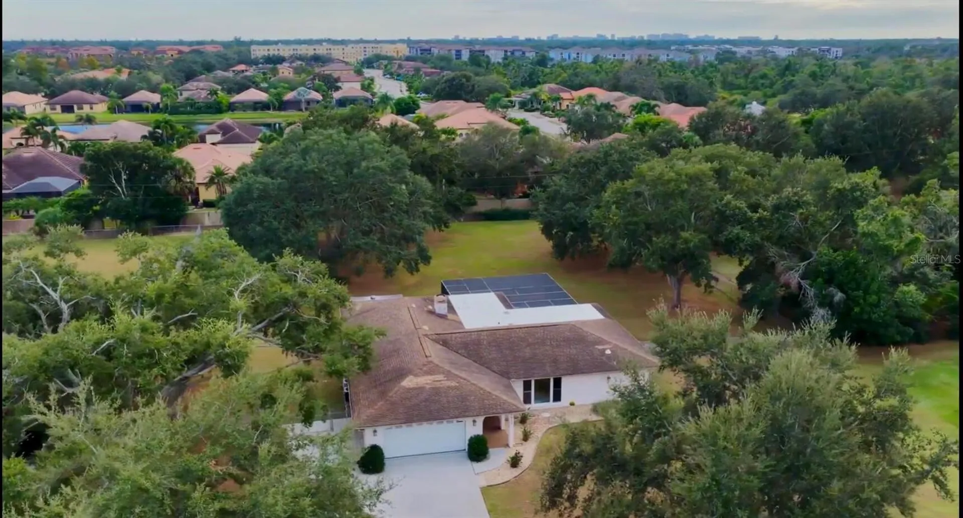 3652 Oak Grove Drive Sarasota FL 34243