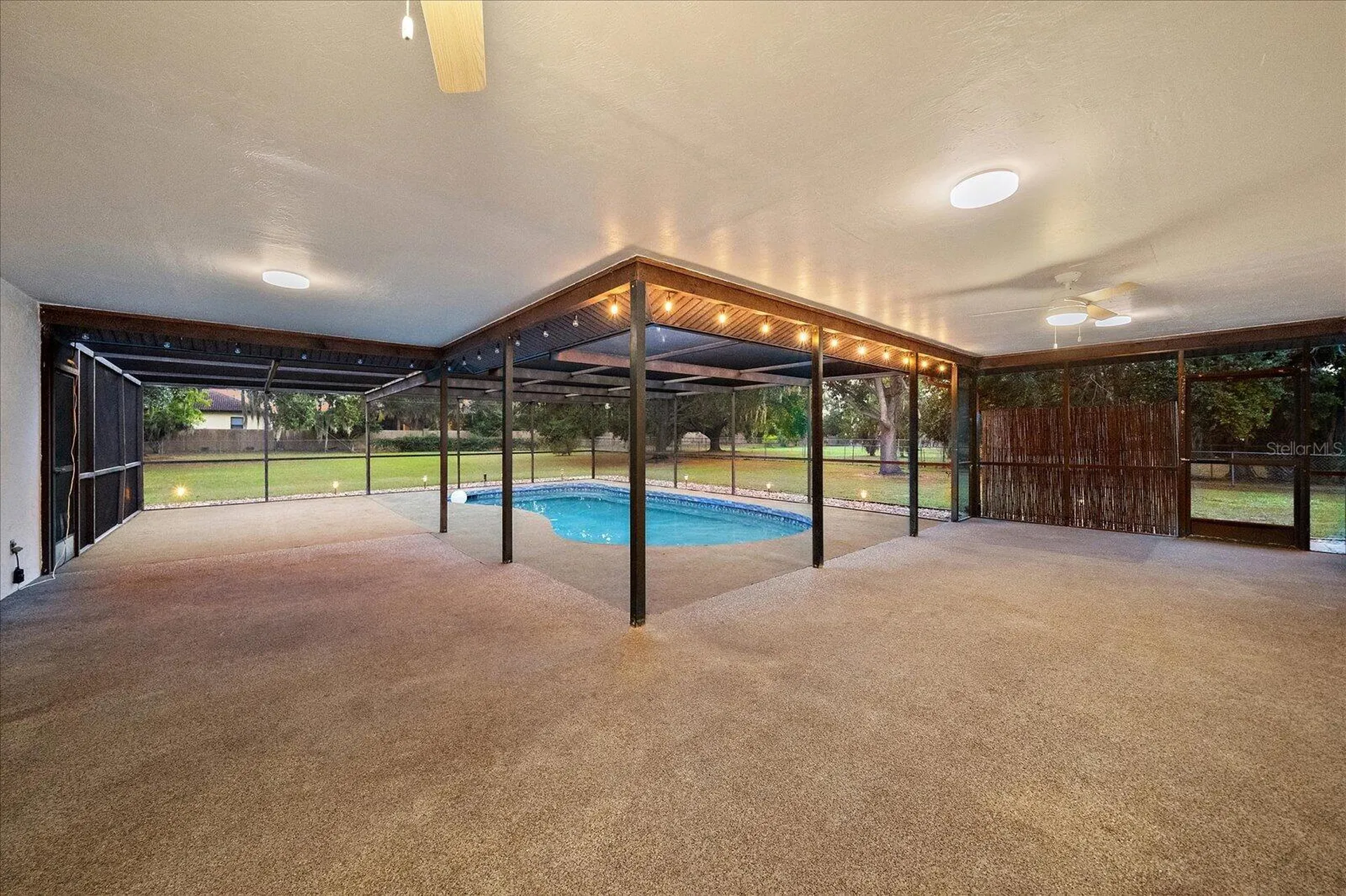 3652 Oak Grove Drive Sarasota FL 34243