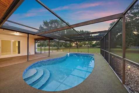 3652 Oak Grove Drive Sarasota FL 34243