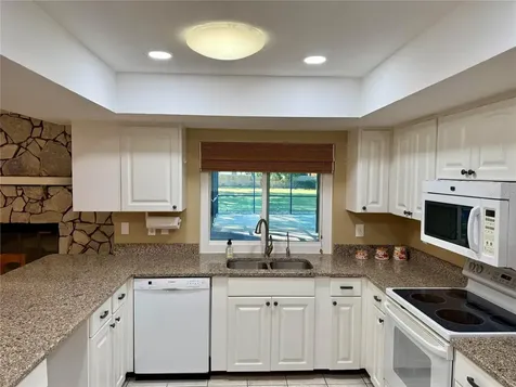 3652 Oak Grove Drive Sarasota FL 34243