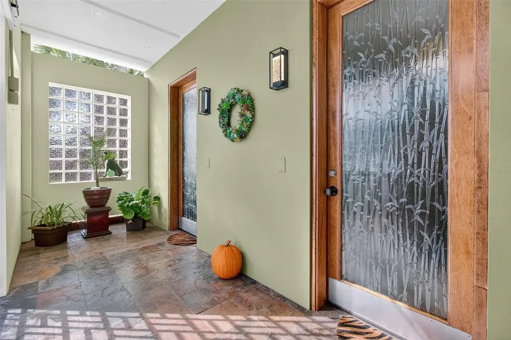 5659 Shore Boulevard S Gulfport FL 33707