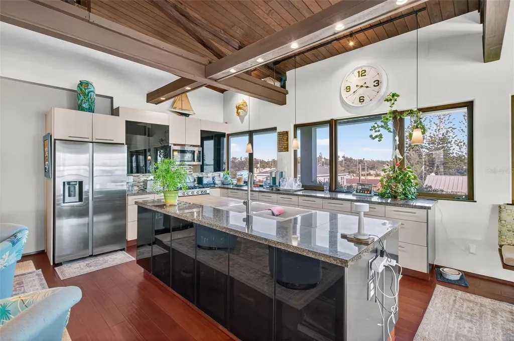 5659 Shore Boulevard S Gulfport FL 33707