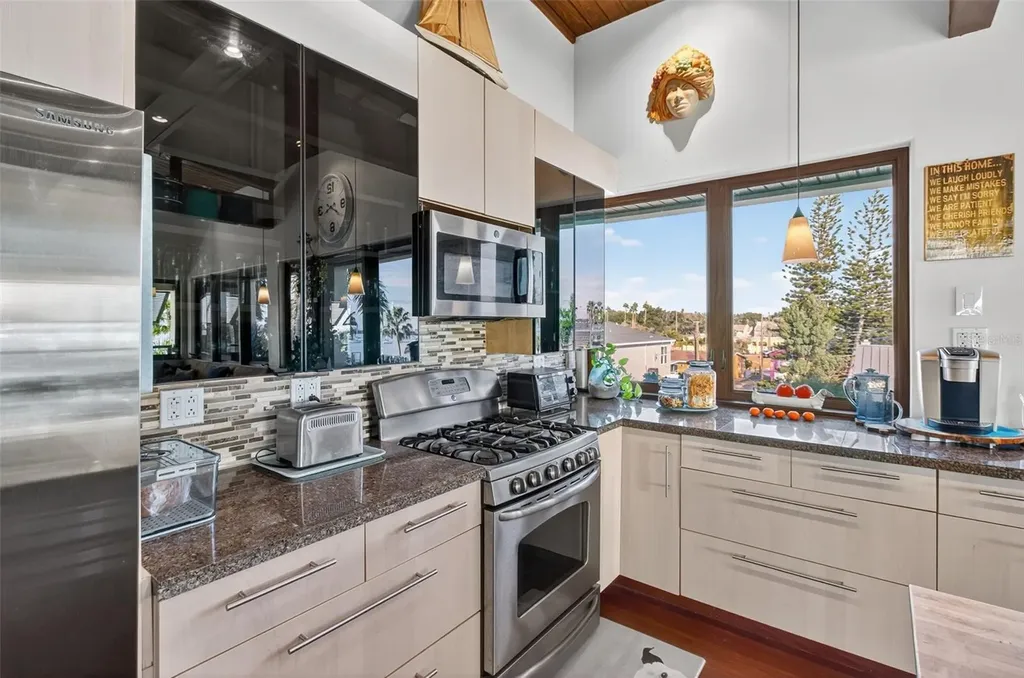 5659 Shore Boulevard S Gulfport FL 33707