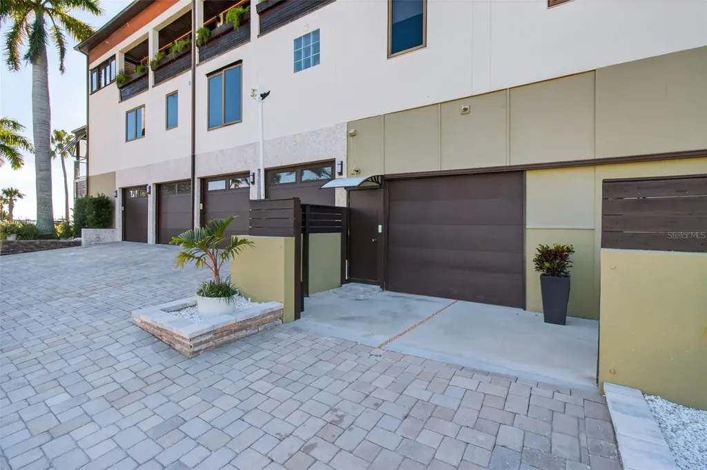 5659 Shore Boulevard S Gulfport FL 33707