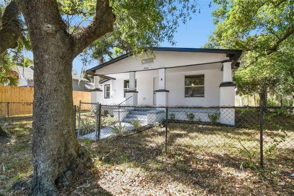 3206 N 29th Street Tampa FL 33605