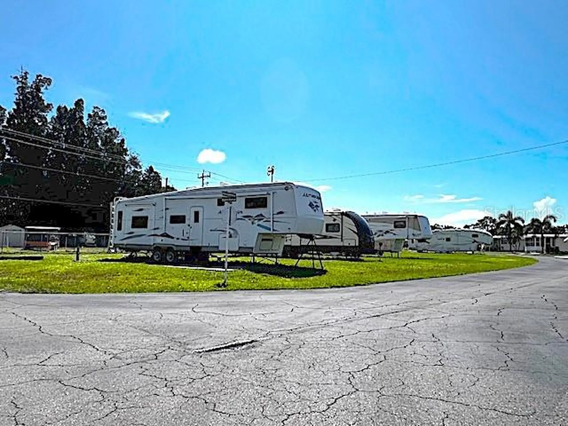5515 Denmark Drive Bradenton FL 34207