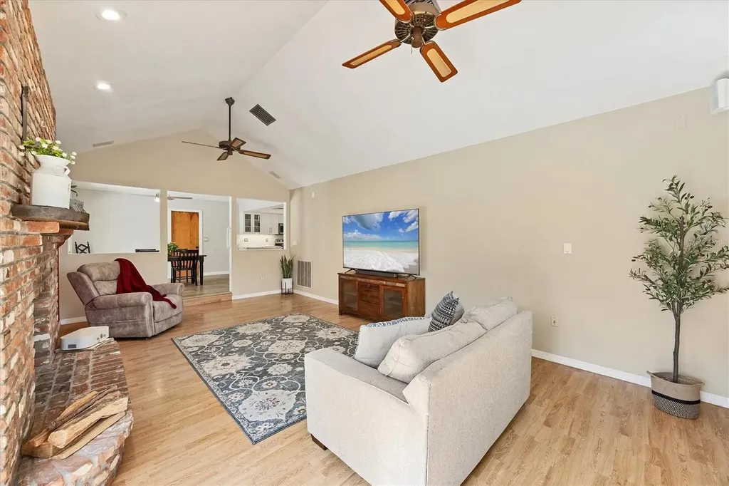 2115 Shadow Oaks Road Sarasota FL 34240