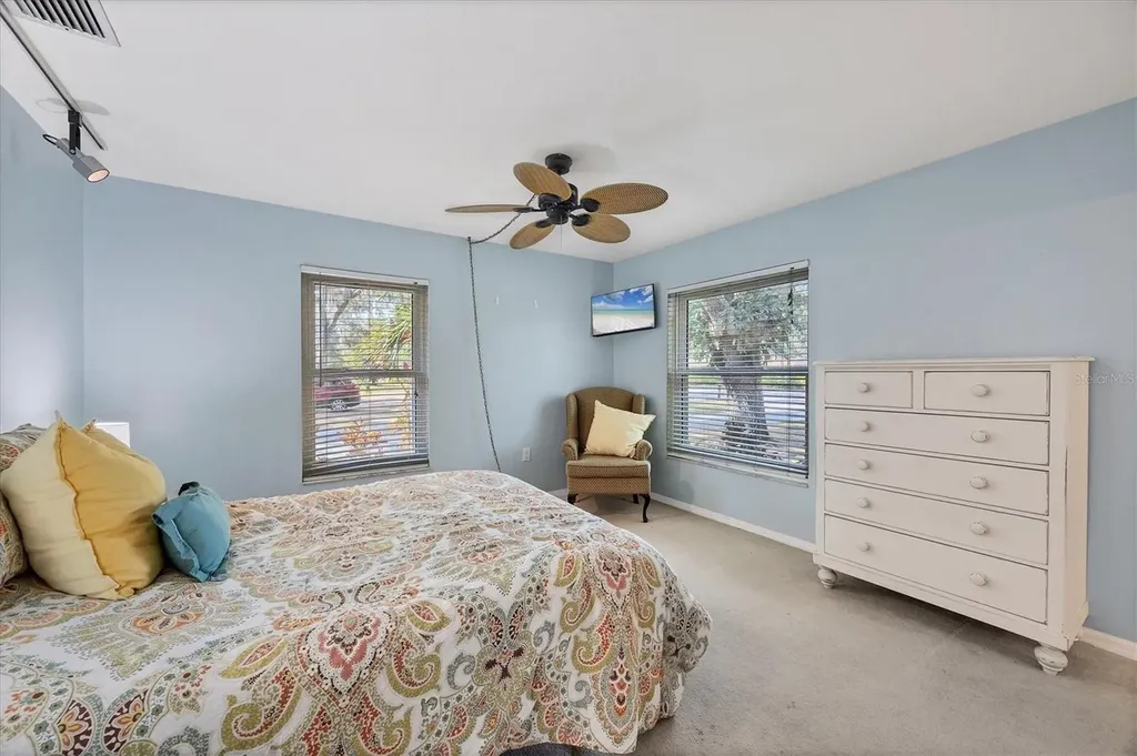 2115 Shadow Oaks Road Sarasota FL 34240