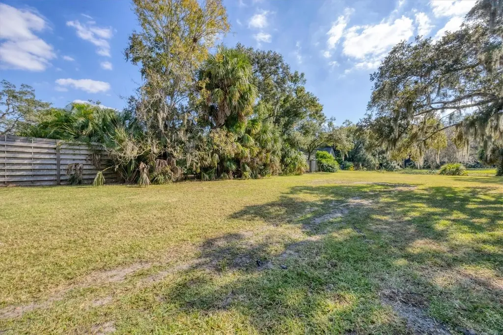 2115 Shadow Oaks Road Sarasota FL 34240