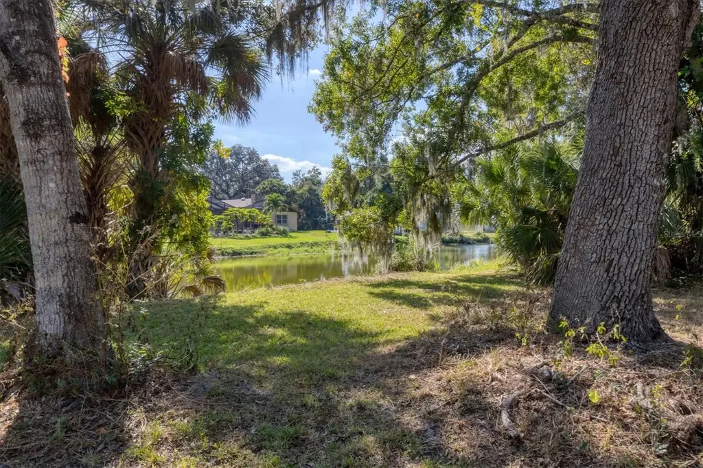 2115 Shadow Oaks Road Sarasota FL 34240