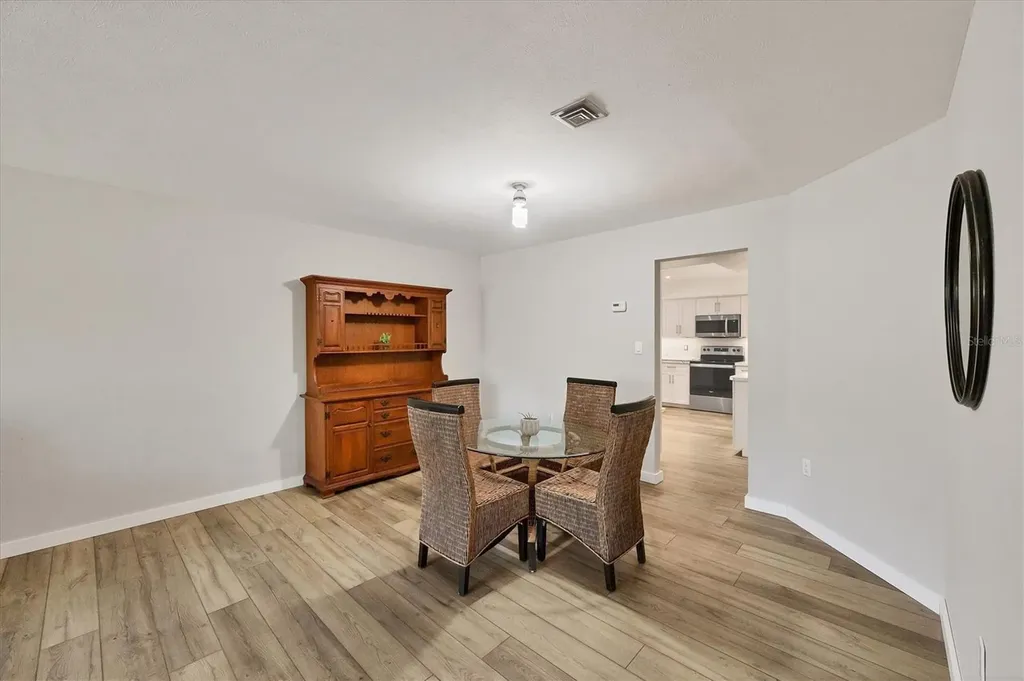 2115 Shadow Oaks Road Sarasota FL 34240