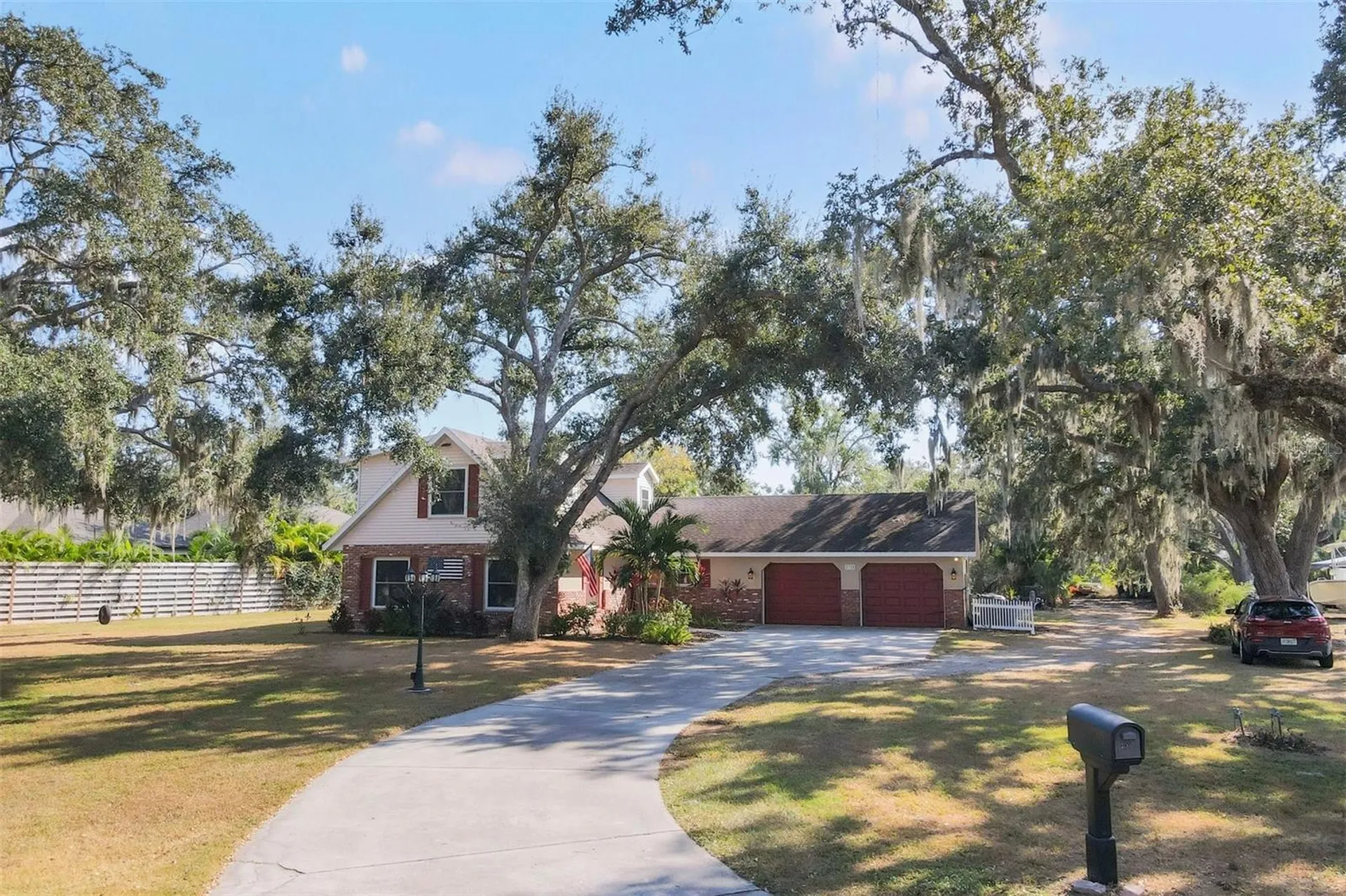 2115 Shadow Oaks Road Sarasota FL 34240