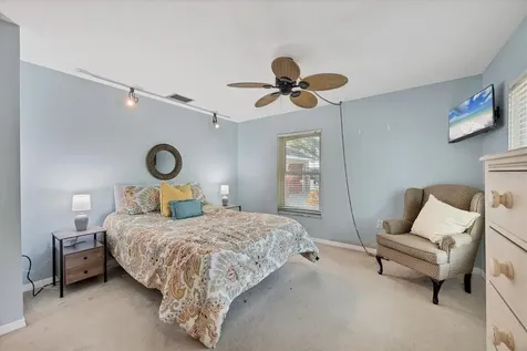 2115 Shadow Oaks Road Sarasota FL 34240