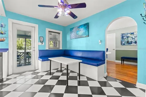 8106 N Boulevard Tampa FL 33604
