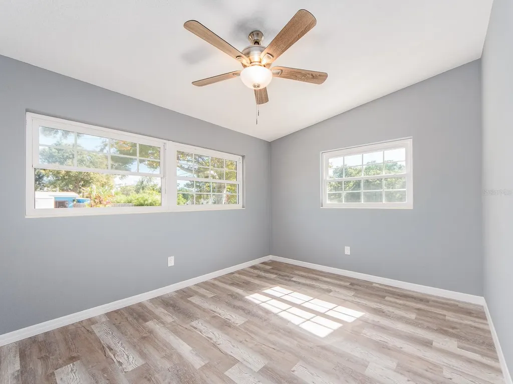 1596 S Evergreen Avenue Clearwater FL 33756