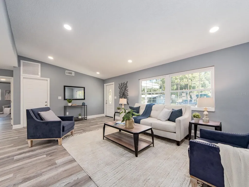 1596 S Evergreen Avenue Clearwater FL 33756
