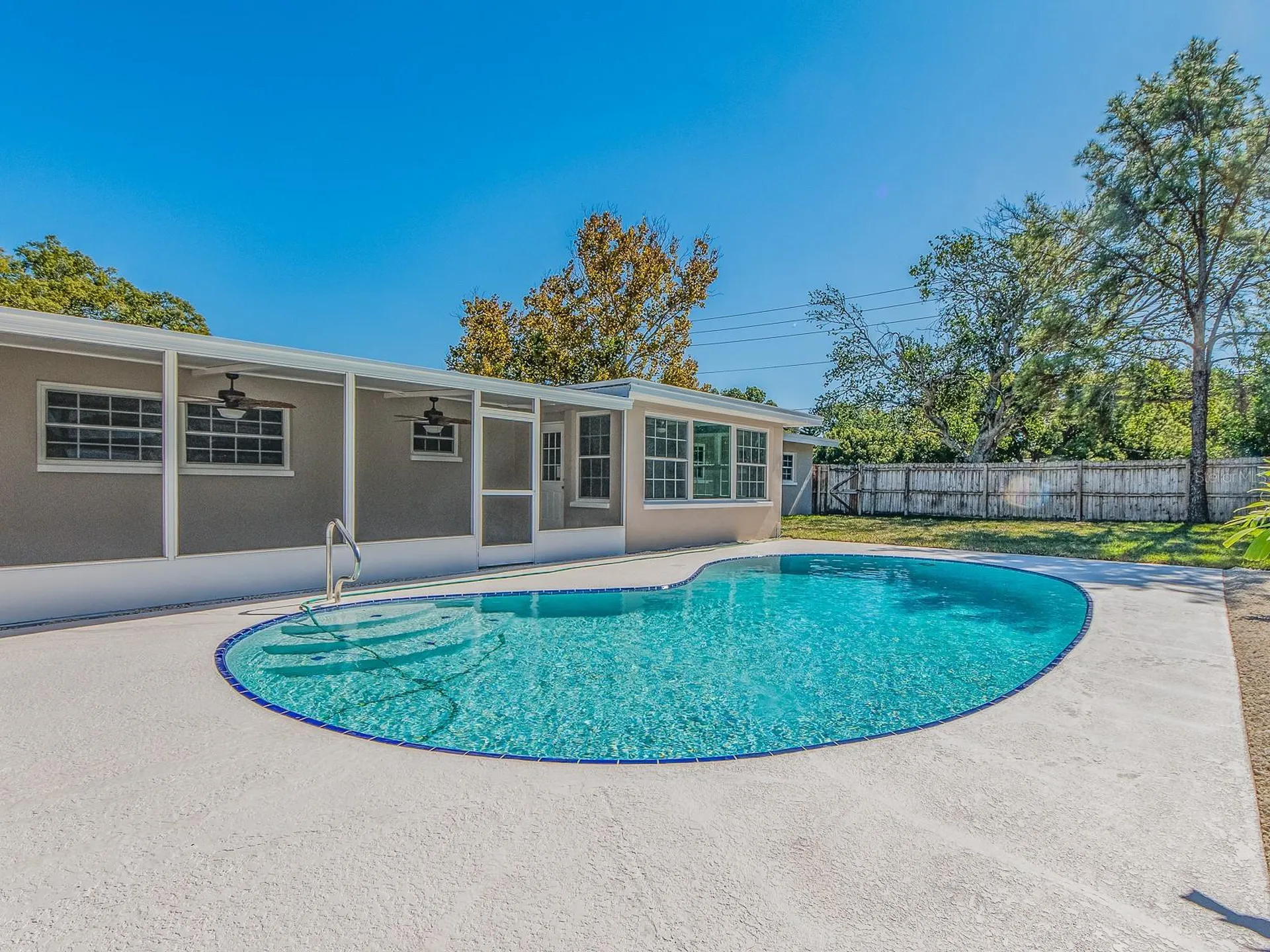 1596 S Evergreen Avenue Clearwater FL 33756