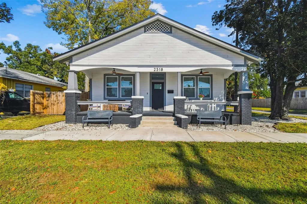 2318 E 9th Avenue Tampa FL 33605