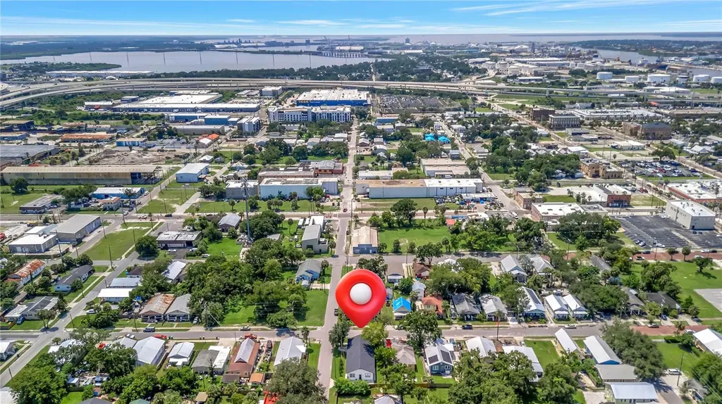 2318 E 9th Avenue Tampa FL 33605
