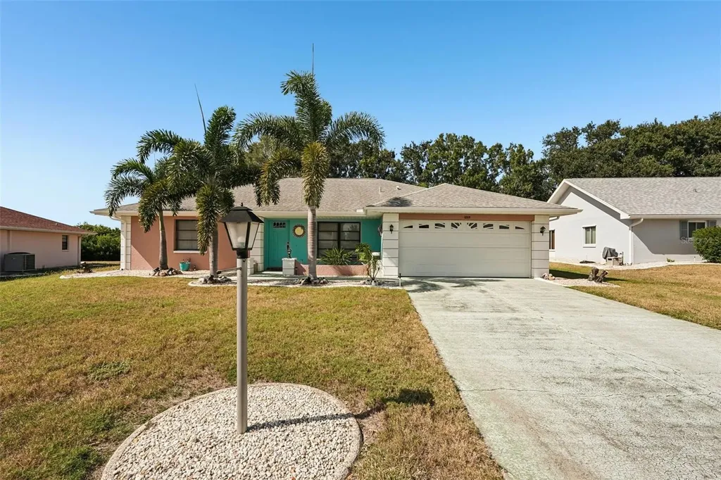 1805 New Bedford Drive Sun City Center FL 33573