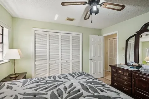 1805 New Bedford Drive Sun City Center FL 33573