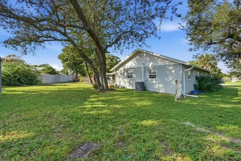 93 Glass Court Port Orange FL 32129