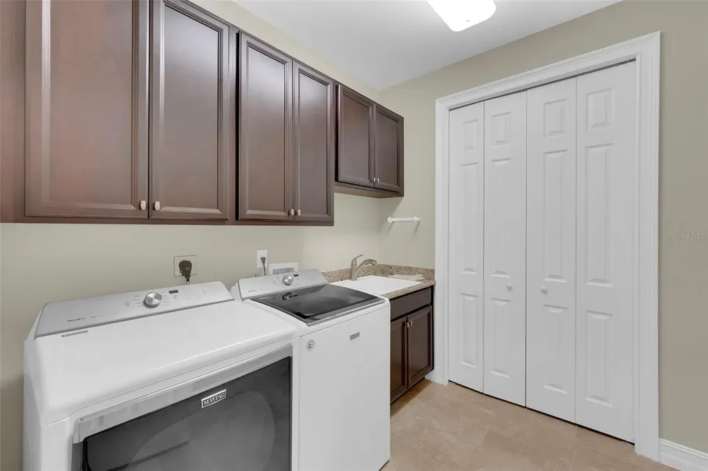 8720 Westwood Oaks Place Fort Myers FL 33908