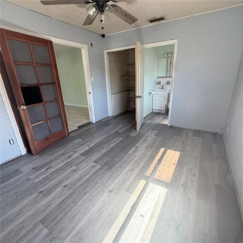 2171 Orchid Street Sarasota FL 34239
