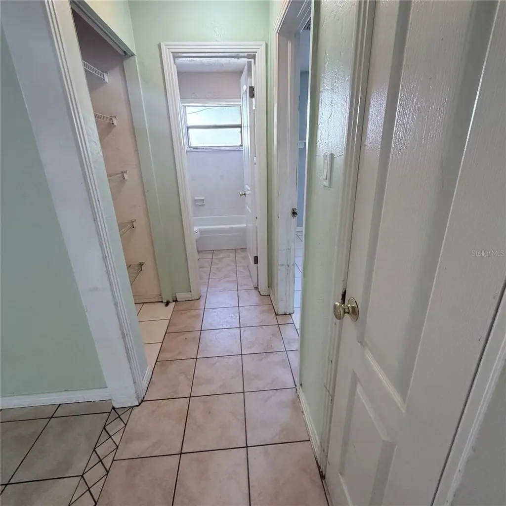 2171 Orchid Street Sarasota FL 34239