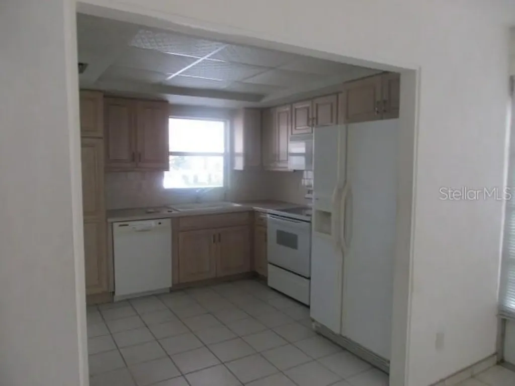 5571 Riverbluff Circle Sarasota FL 34231