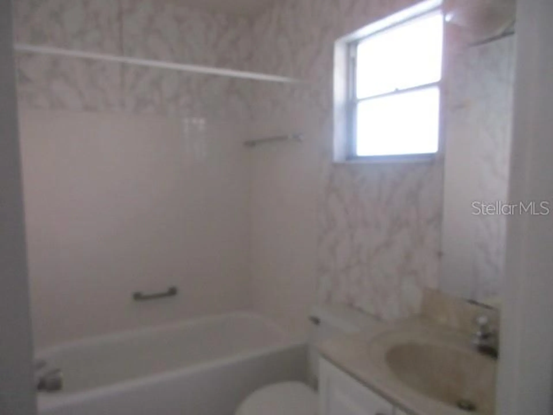 5571 Riverbluff Circle Sarasota FL 34231