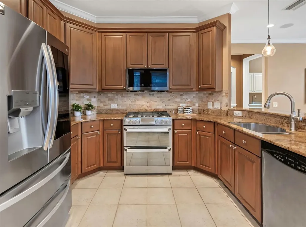 313 10th Avenue E Palmetto FL 34221