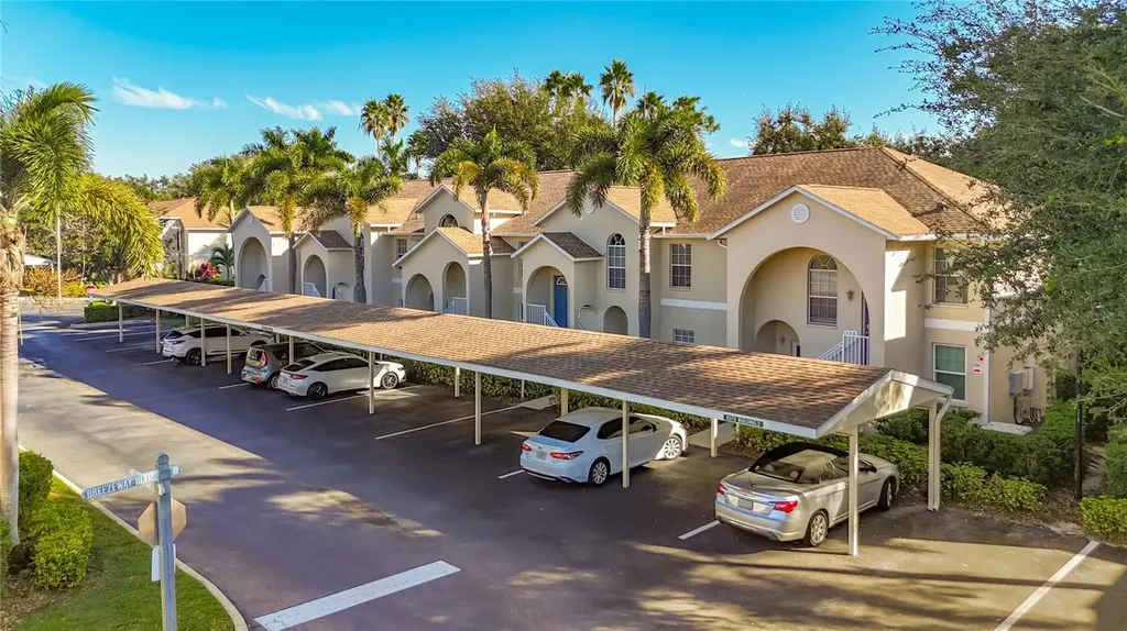 8355 Glenrose Way Sarasota FL 34238