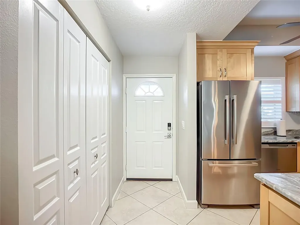 8355 Glenrose Way Sarasota FL 34238