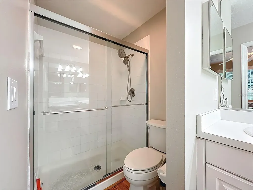 8355 Glenrose Way Sarasota FL 34238