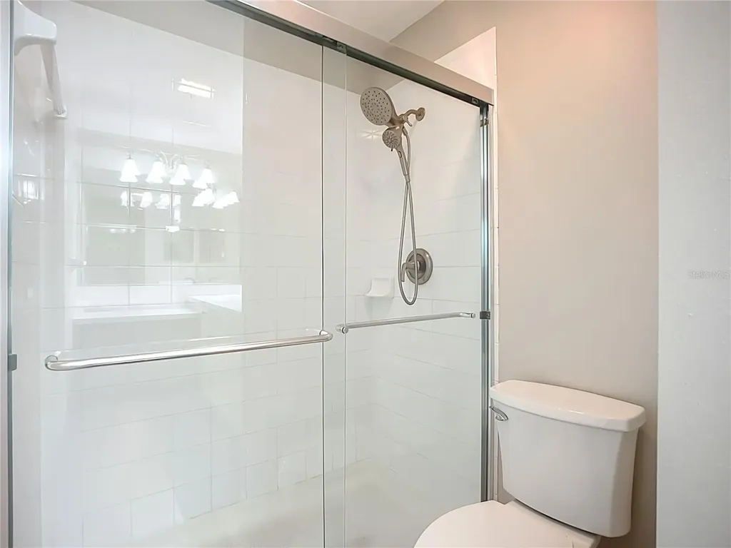 8355 Glenrose Way Sarasota FL 34238