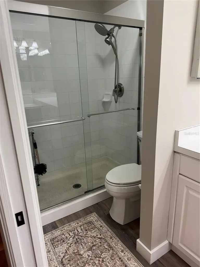 8355 Glenrose Way Sarasota FL 34238